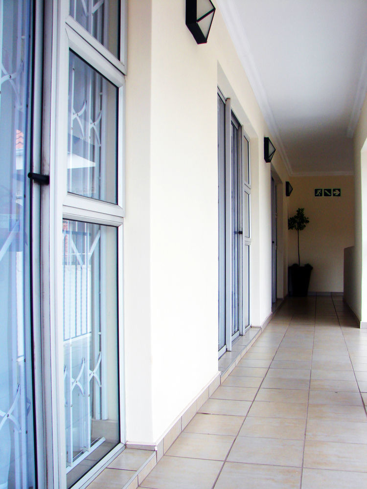 17 On 13Th Guest House Edenvale Dış mekan fotoğraf